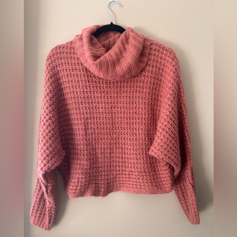 Cozy Cropped Turtleneck Sweater in Dusty Rose